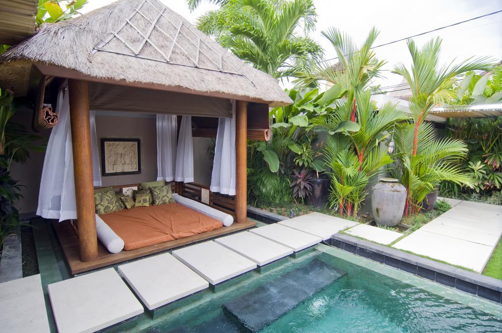 Villa Putih Seminyak Kültér fotó